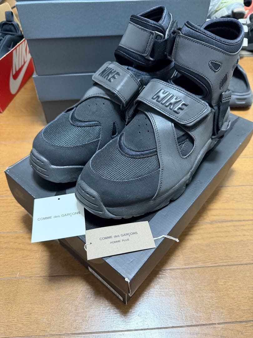 コムデギャルソンオムプリュス×NIKE 2021ssエアカーニヴァー 国内販売中】コム デ ギャルソン オム プリュス × ナイキ エア