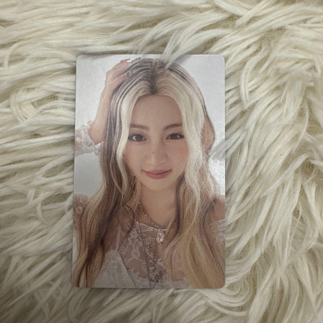 LESSERAFIM ユンジン HOT US アメリカ 限定 特典 トレカ