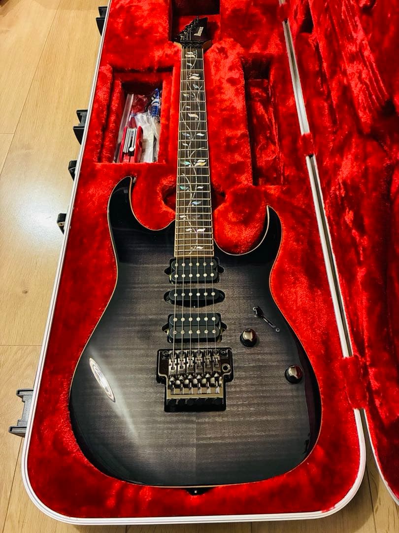 m*a様 Ibanez RG8570 J-Custom