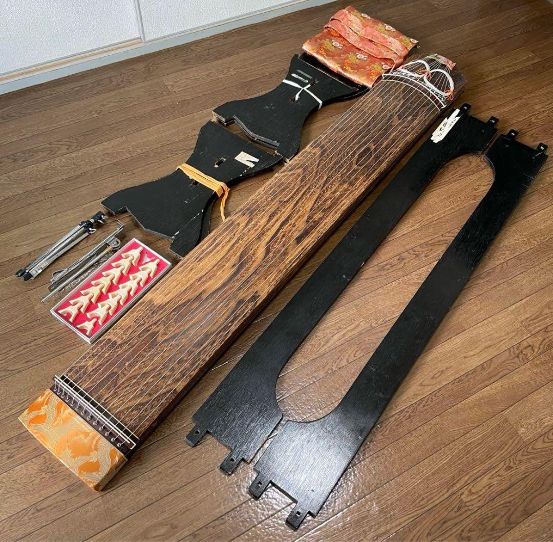 琴 箏 こと　和楽器 弦 13弦　弦楽器　譜面台　台座