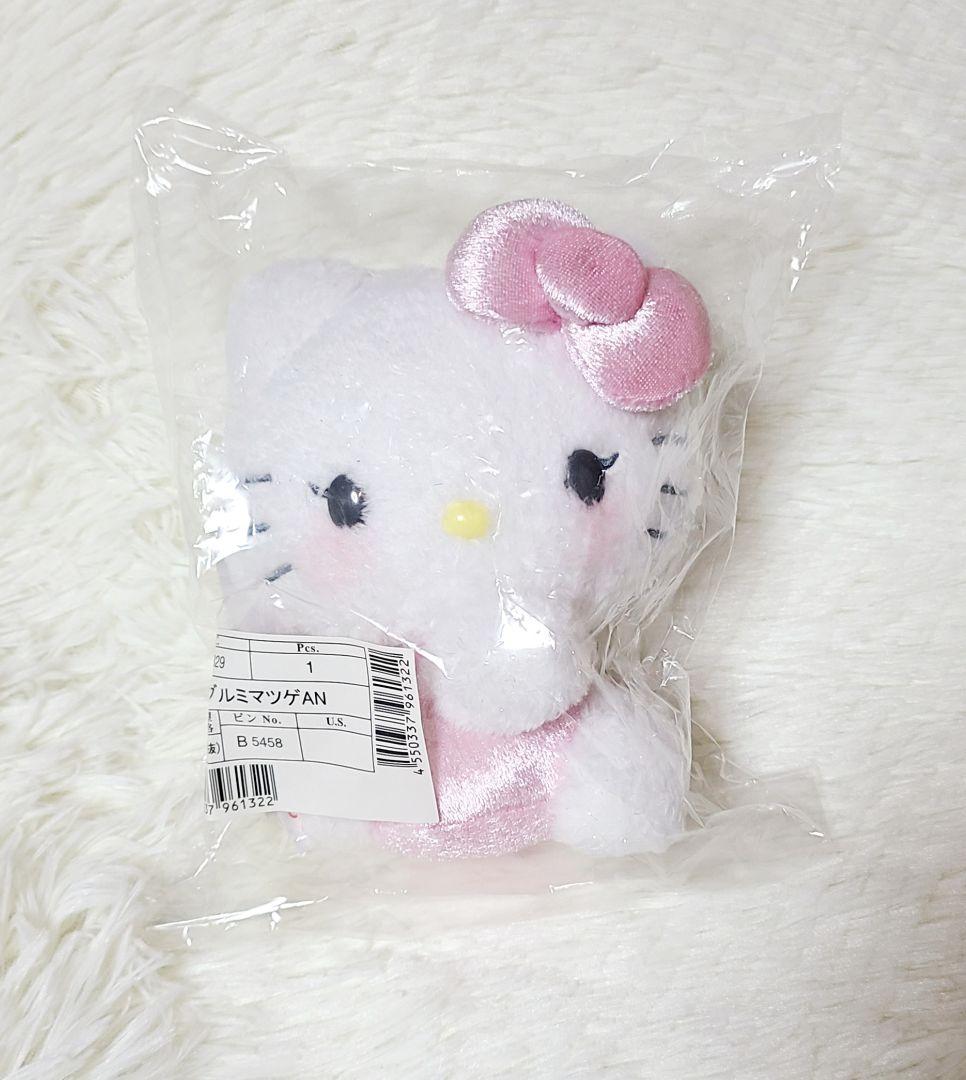 ハローキティ❤50周年記念アニバーサリー限定ショップ まつげハロー