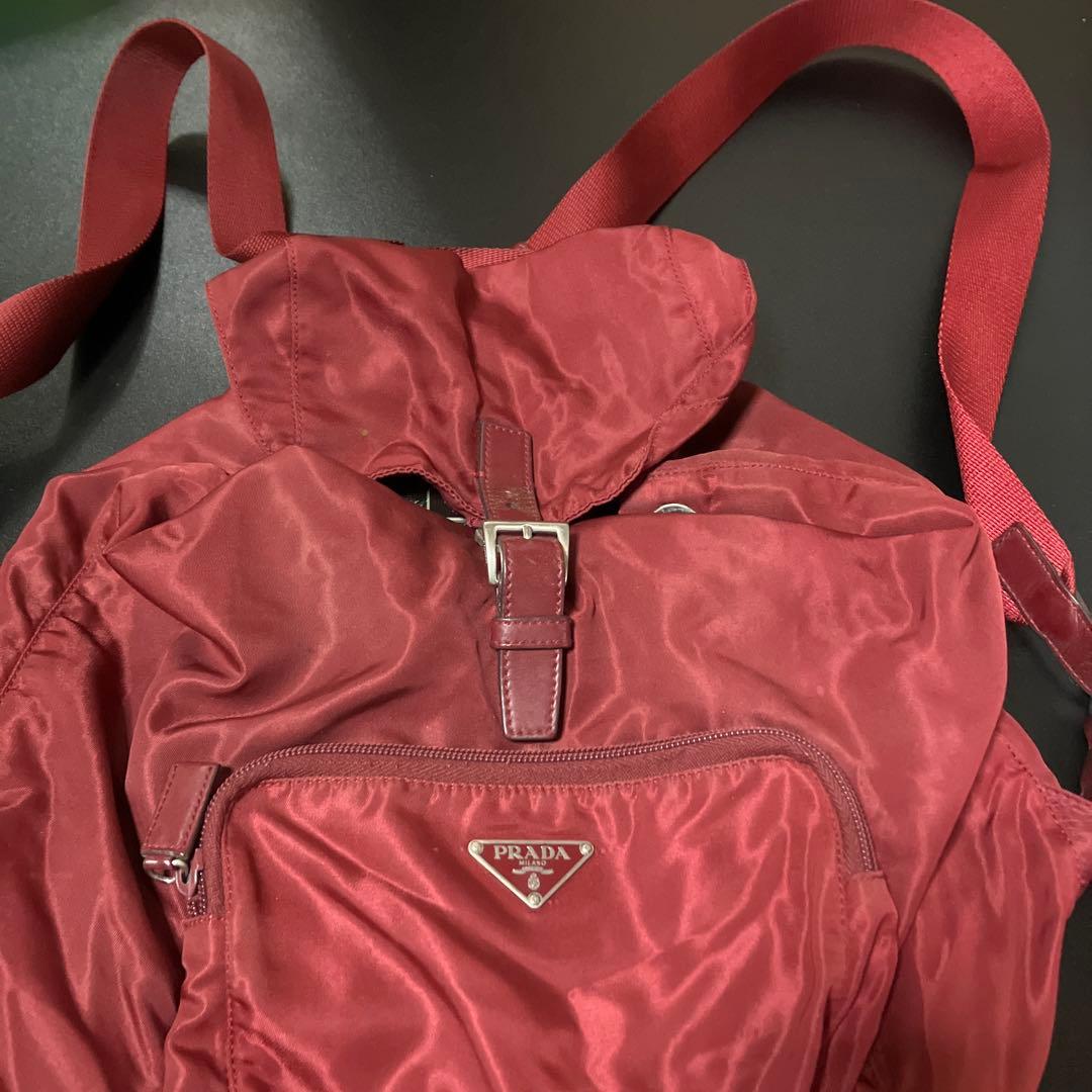 PRADA リュック　三角ロゴプレート　ワインレッド　正規店購入　ギャランティ付