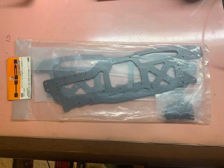 レアHPI 100902 サベージ　FLUX メインシャーシ 新品未開封 楽天市場】サベージ FLUXの通販