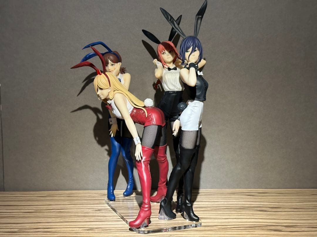 アクリル台座のみです マキマ パワー レゼ コベニ BiCute 4体用台座