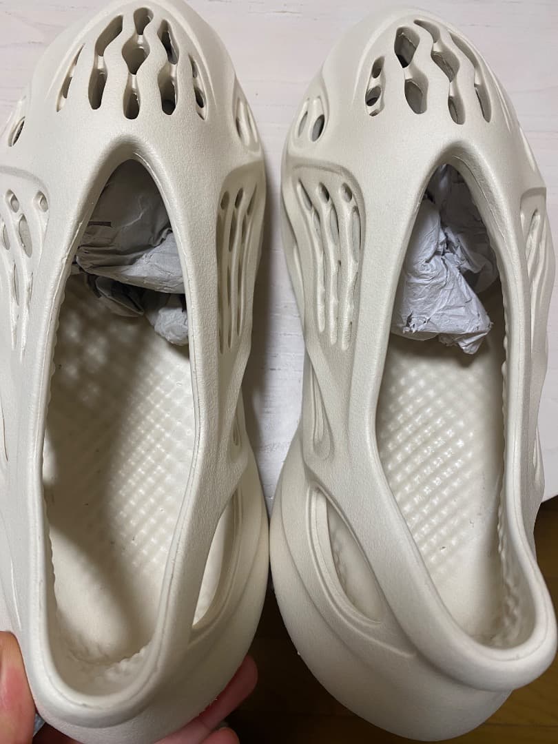 t*e様 adidas yeezy foam runner \"Sand\" sz.