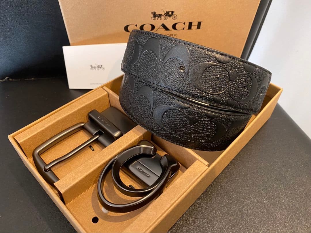 SALE♪コーチ　新品　リバーシブル　シグネチャーベルトセット　紳士　ビジネス