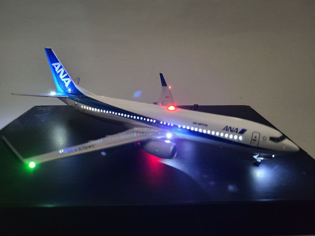 ANA BOEING 737-800 TRITON BLUE LED仕様完成品 ANA BOEING 737-800 TRITON BLUE LED仕様完成品 - メルカリ