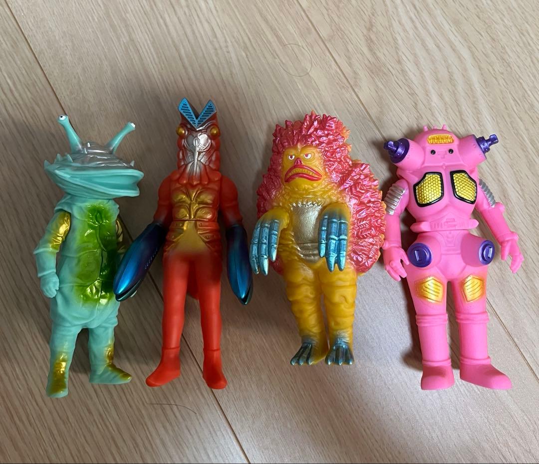 PPIH ドンキ限定 KAIJU COLORS 4体セット　ソフビ