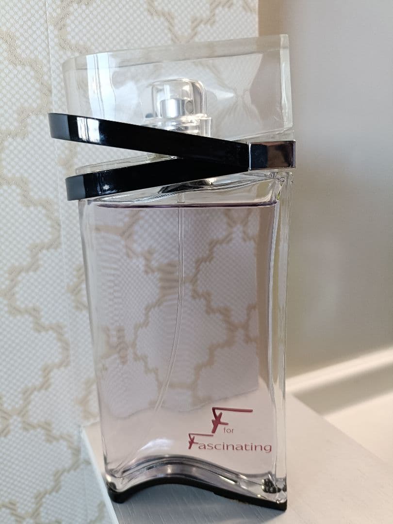 エフ フォー ファシネイティング ナイト オーデパルファム　90ml