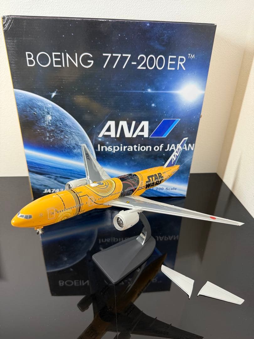 メ*3様 1/200 ANA JET B777-200ER C-3PO JA74