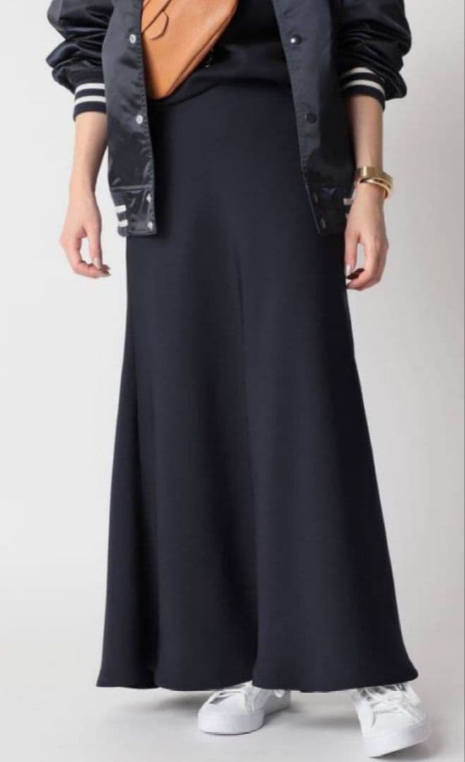 値下げ AP STUDIO SCENTOF ツイルフレアスカート 38 ネイビー