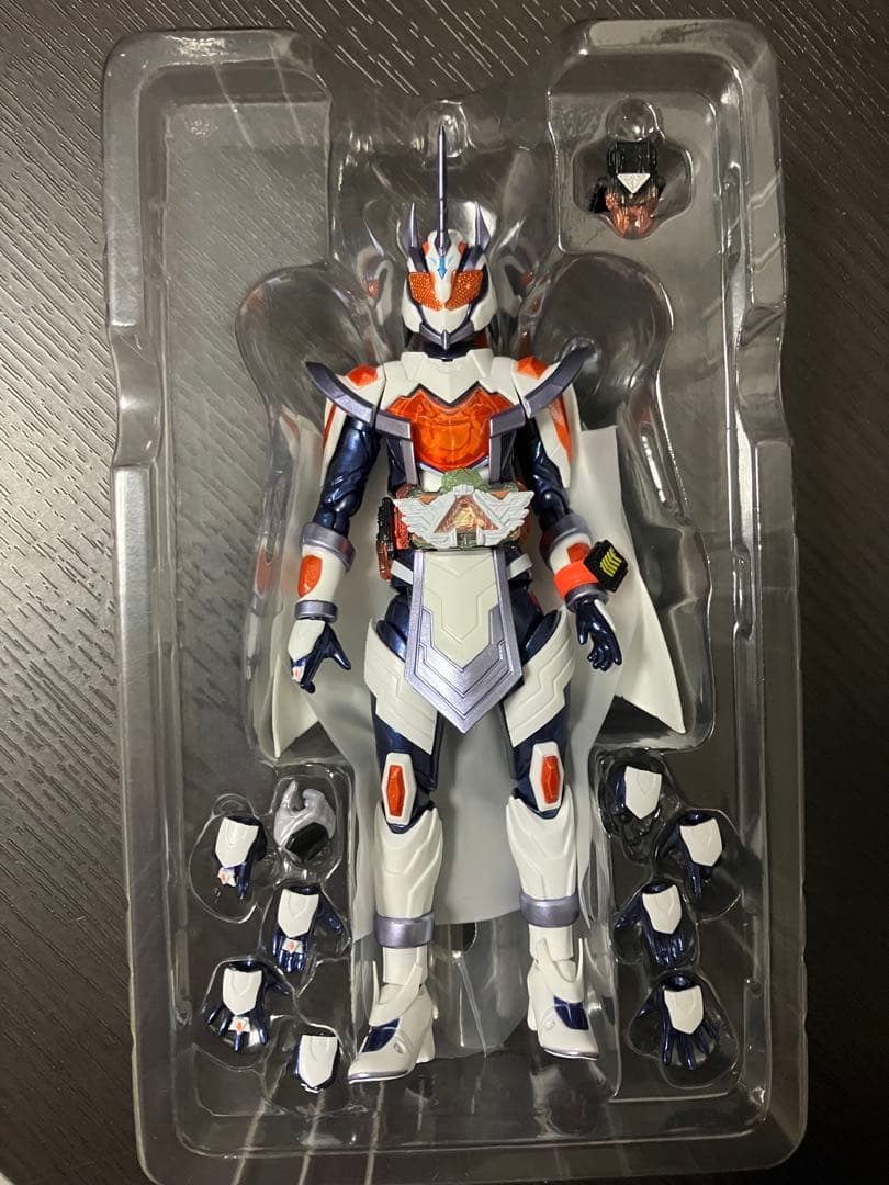 S.H.Figuarts 仮面ライダーマジェード サンユニコーン フィギュアーツ