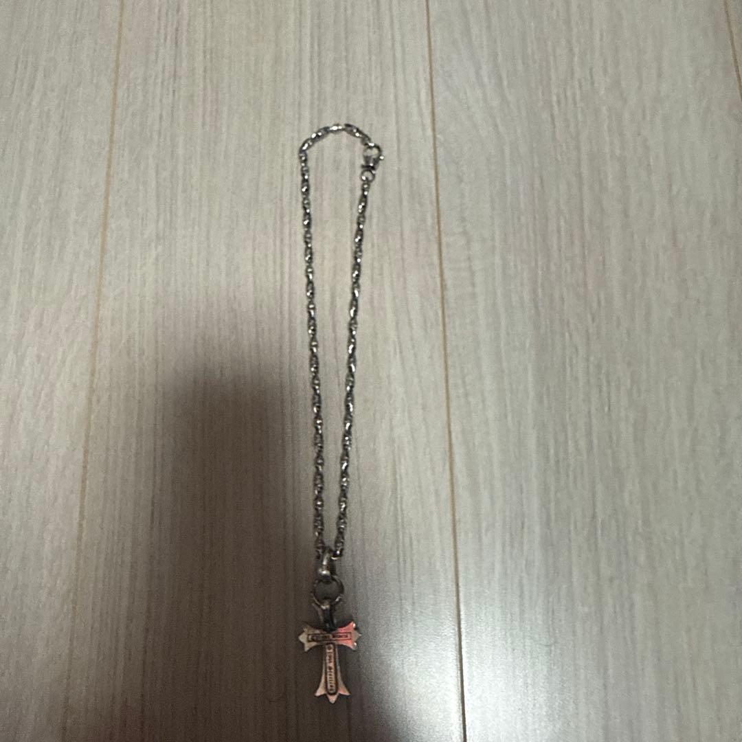 リボン付き十字架ネックレス