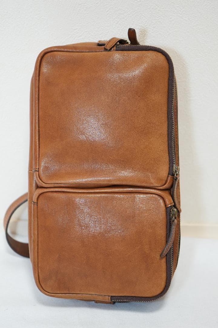 美品】ビークル トリジップ ボディーバッグ 土屋鞄 スモーキーブラウン