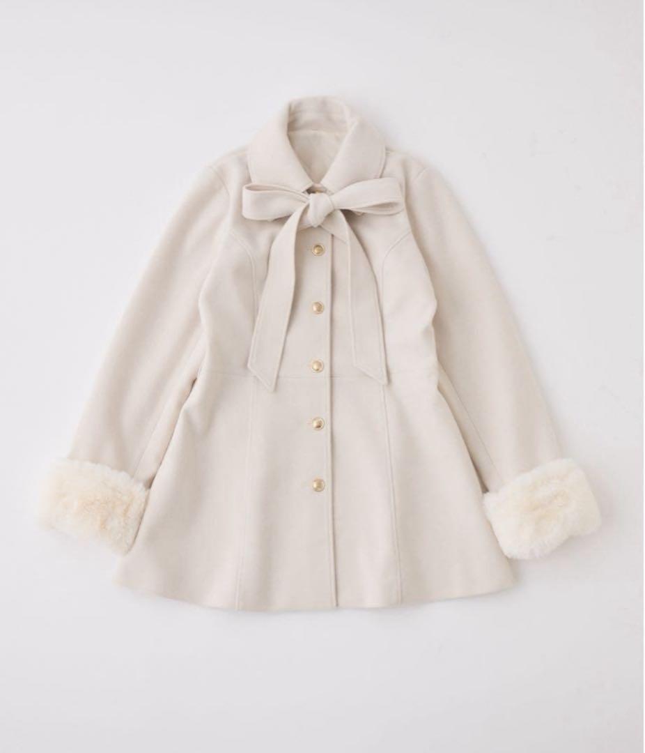 アイボリー リボン付き ミニ丈ジャケット