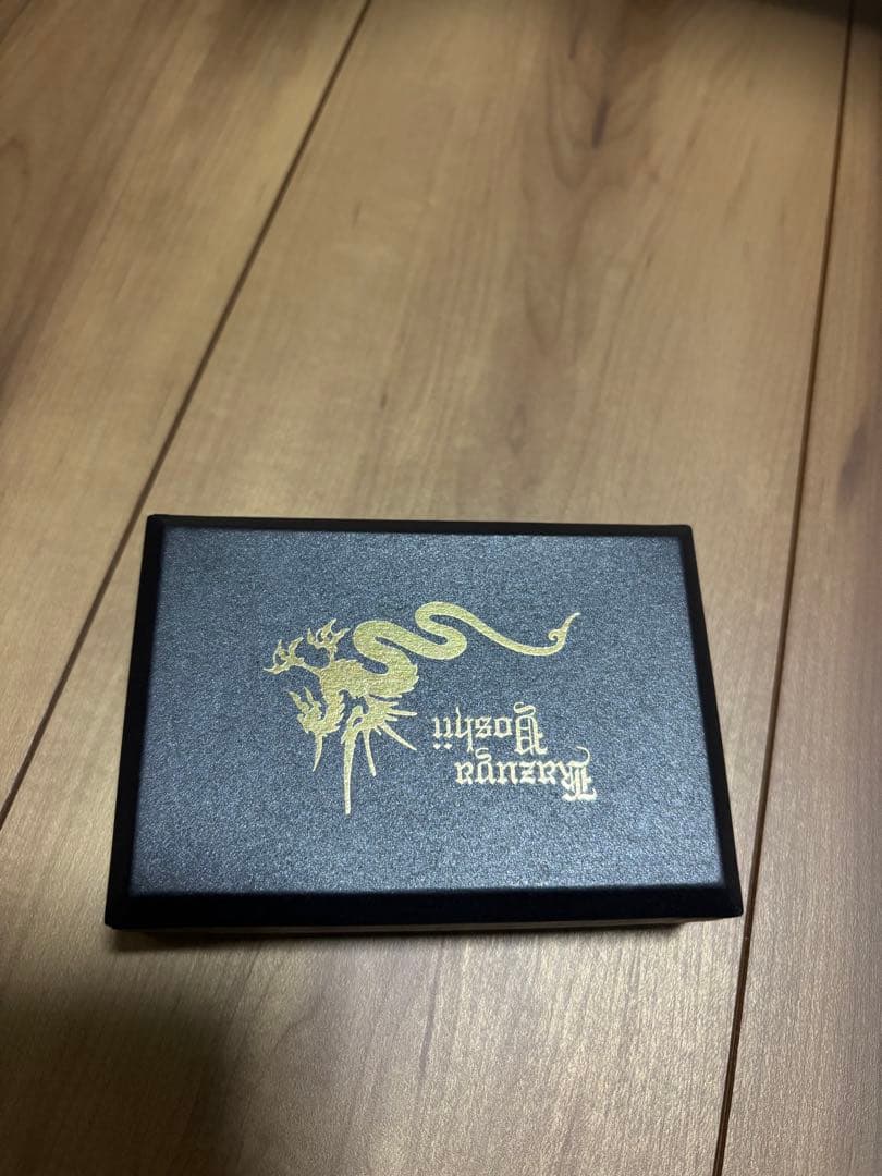 吉井和哉 ZIPPOライター イエローモンキー Amazon.co.jp: zippo kazuya yoshii GOLD DRAGON 吉井和哉 ドラゴン