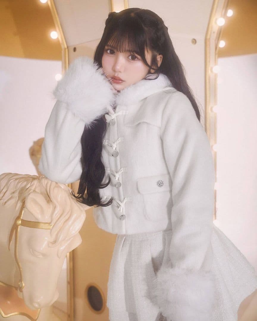 ミシェルマカロン ファーショートダッフルコート - メルカリ