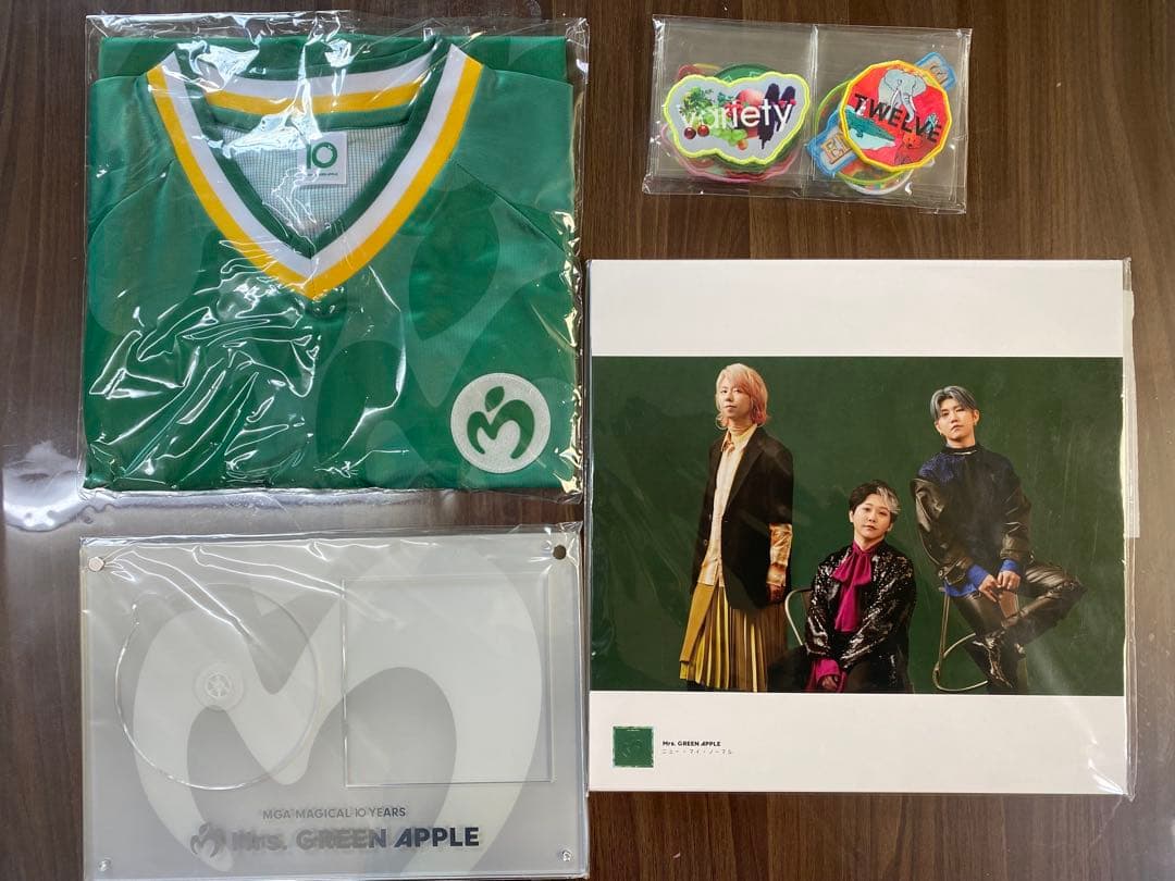 Mrs. GREEN APPLE Tシャツと特典セット