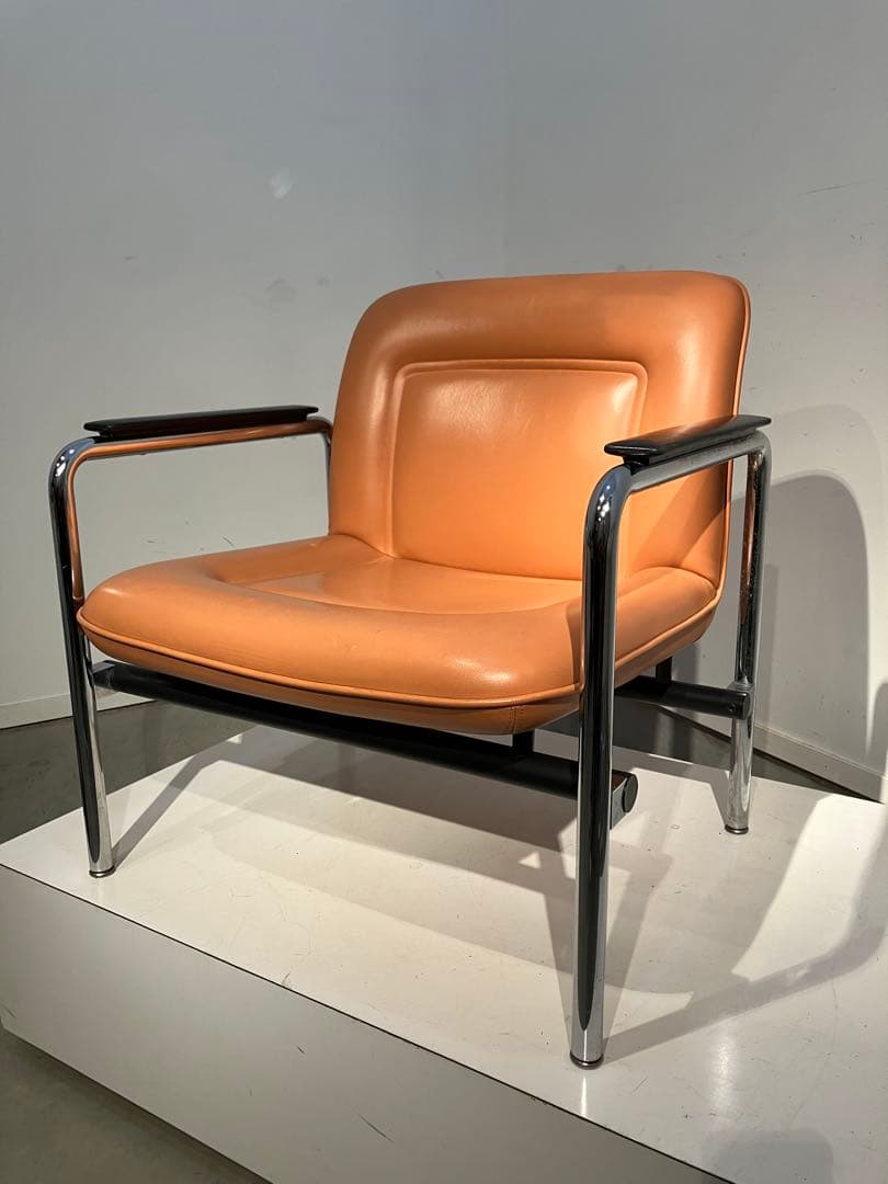 アリスさま専用　ホウトク、レトロ、デザイン、シングルチェア②美品スペースエイジ Atomic carved lounge chair