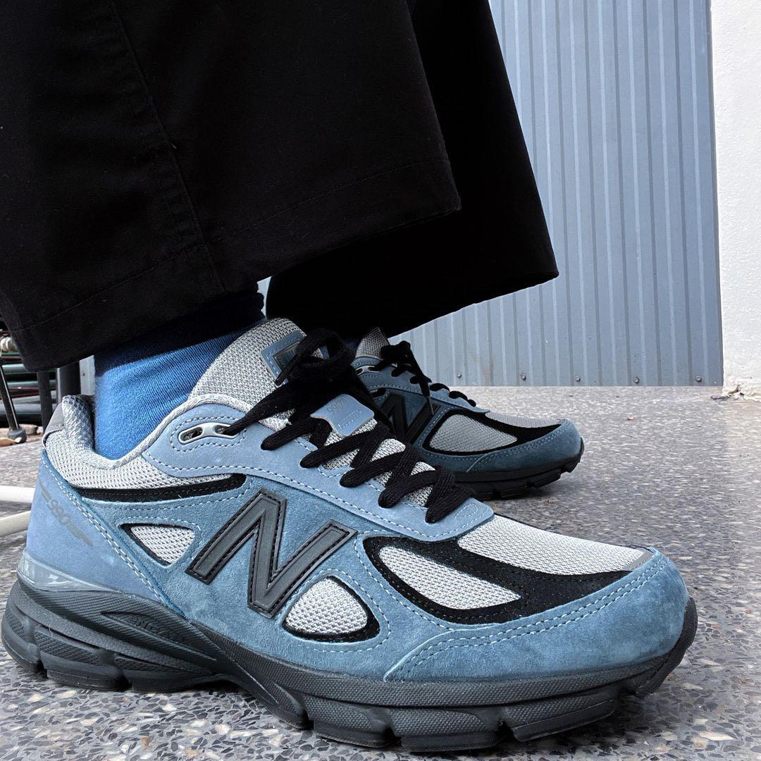 新品未使用New Balance 990V4 