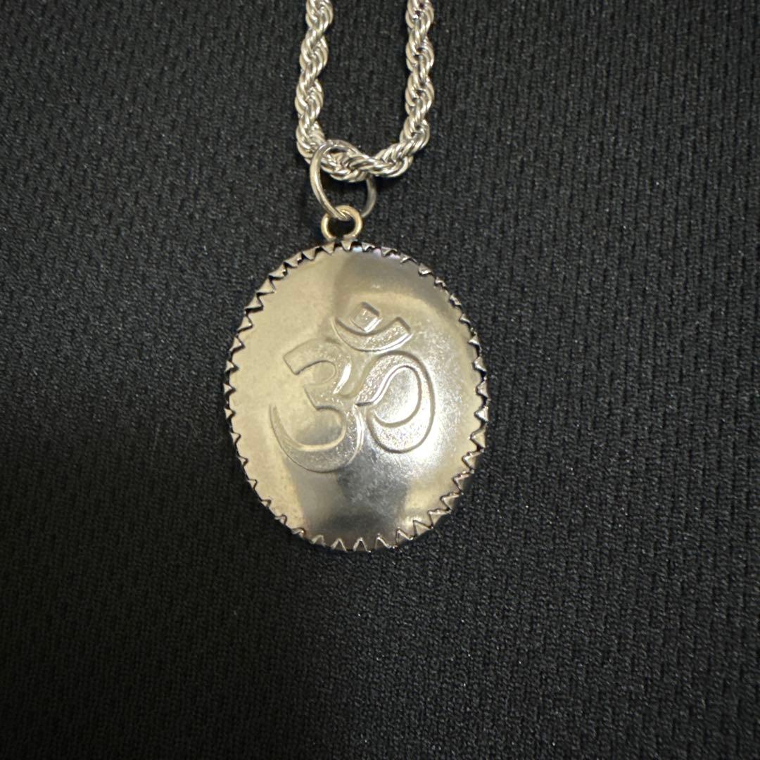 ガネーシャ（ピンク）オームペンダント藤井風ネックレスお風呂チェーン