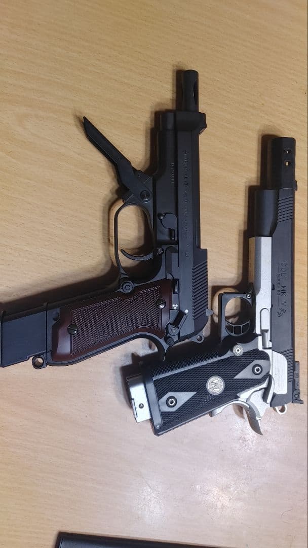 BERTTA M93R& COLT MK IV エアガン　ジャンク品扱い Yahoo!オークション -「コルトmk」(エアガン) (トイガン)の落札相場