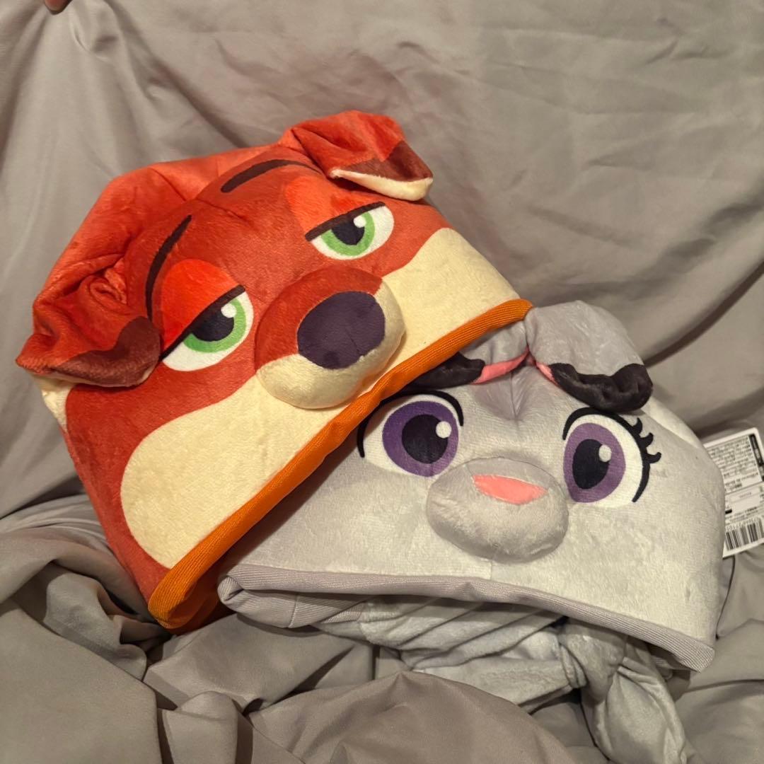 ズートピア 2‼️2つセット ぴょっこり 帽子 ニック ジュディ - メルカリ