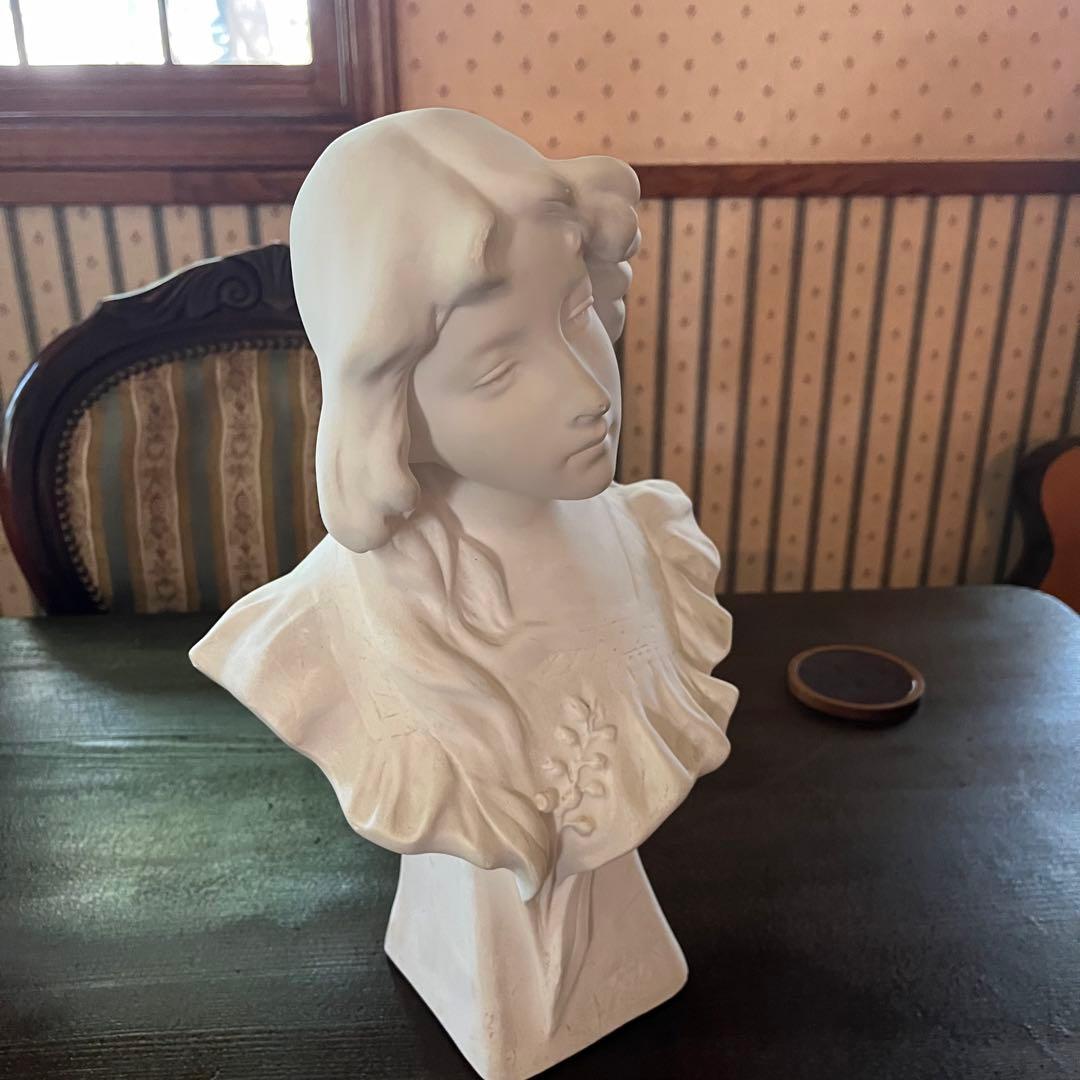石膏像 スズランの少女 大サイズ - メルカリ
