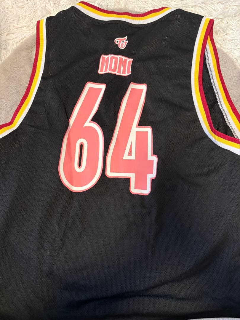 TWICE ready to be モモ MOMO メッシュユニフォーム - メルカリ