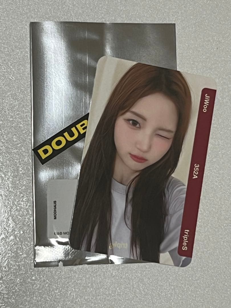 tripleS トエス ジウ FC Objekt AA352