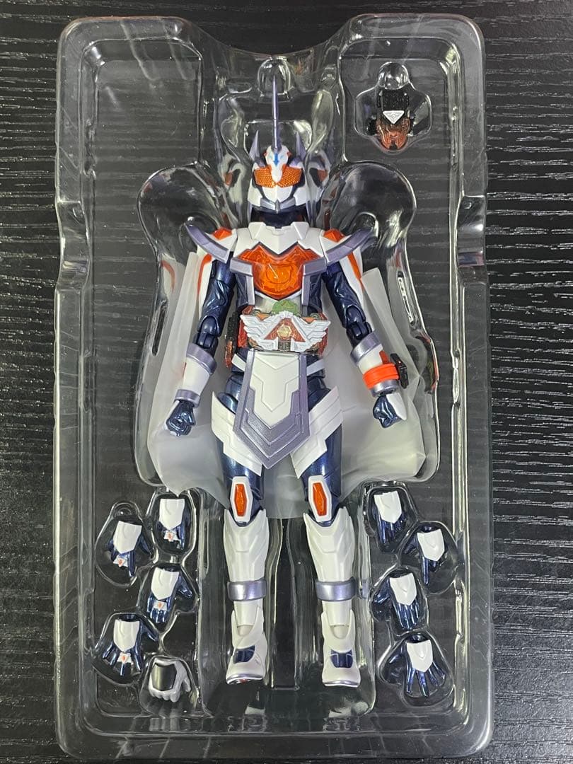 s.h.figuarts 仮面ライダーマジェード サンユニコーン