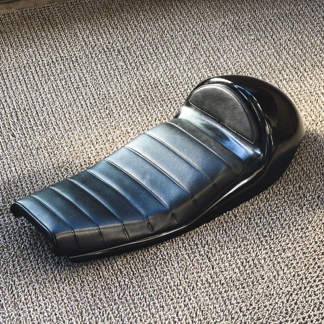 YAMAHA SR400 モトティーポB　セミダブルシート シート 黒