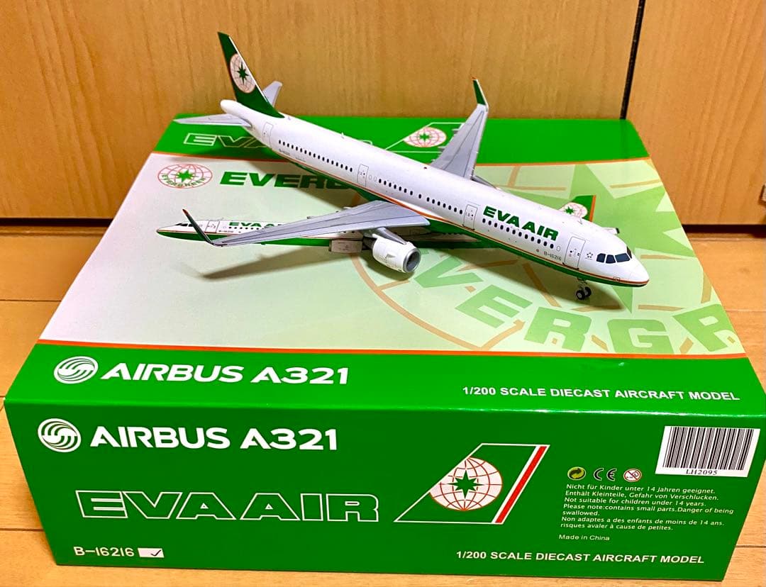 Jc wings エバー航空　A321 B-16216 1/200 LH2095 JC Wings Airbus A321-200 EVA Air B-16216 1:200 kaufen | Flight