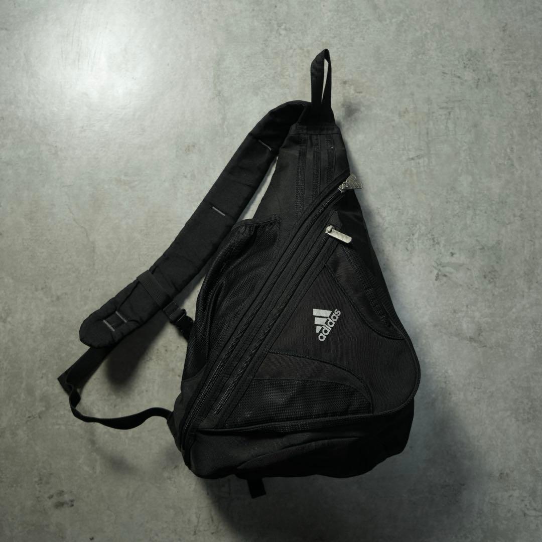 00s y2k adidas ワンショルダーバッグ ブラック テック系 - メルカリ