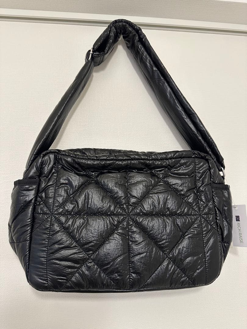 RICH RAISE マザーズバッグ　Cross quilt bag
