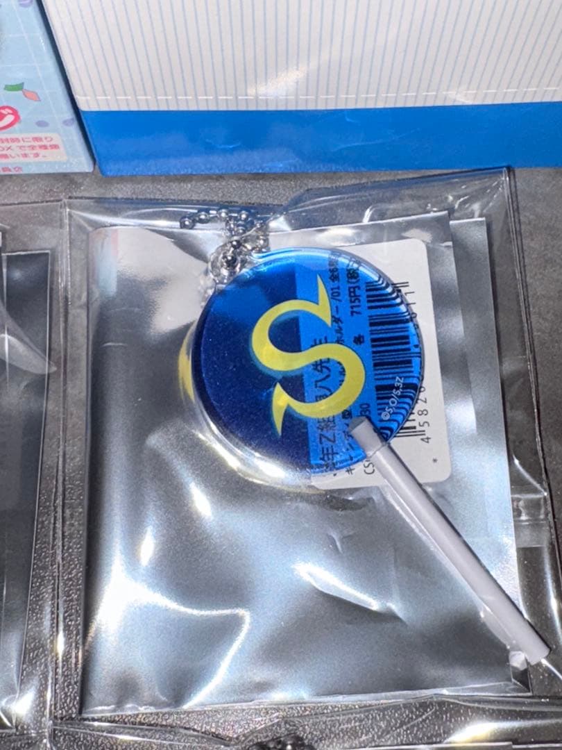 3年Z組銀八先生 缶バッジ アクリルキーホルダー まとめ売り 未開封3BOX