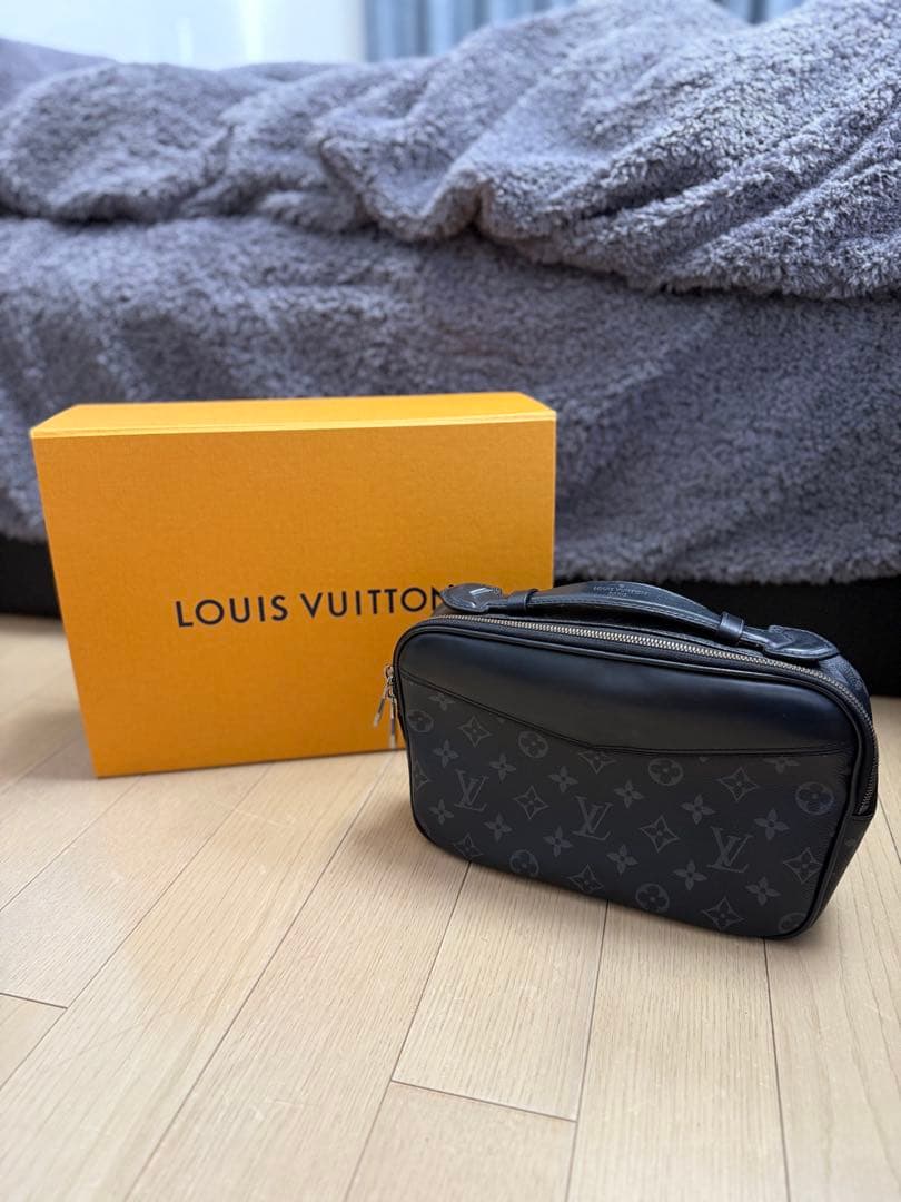 美品 ルイヴィトン モノグラム エクリプス バムバッグ ボディバッグ 黒