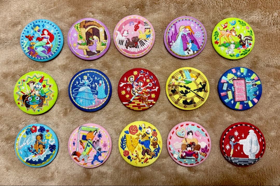 ディズニー 刺繍缶バッジ 2【15種類フルコンプリート】