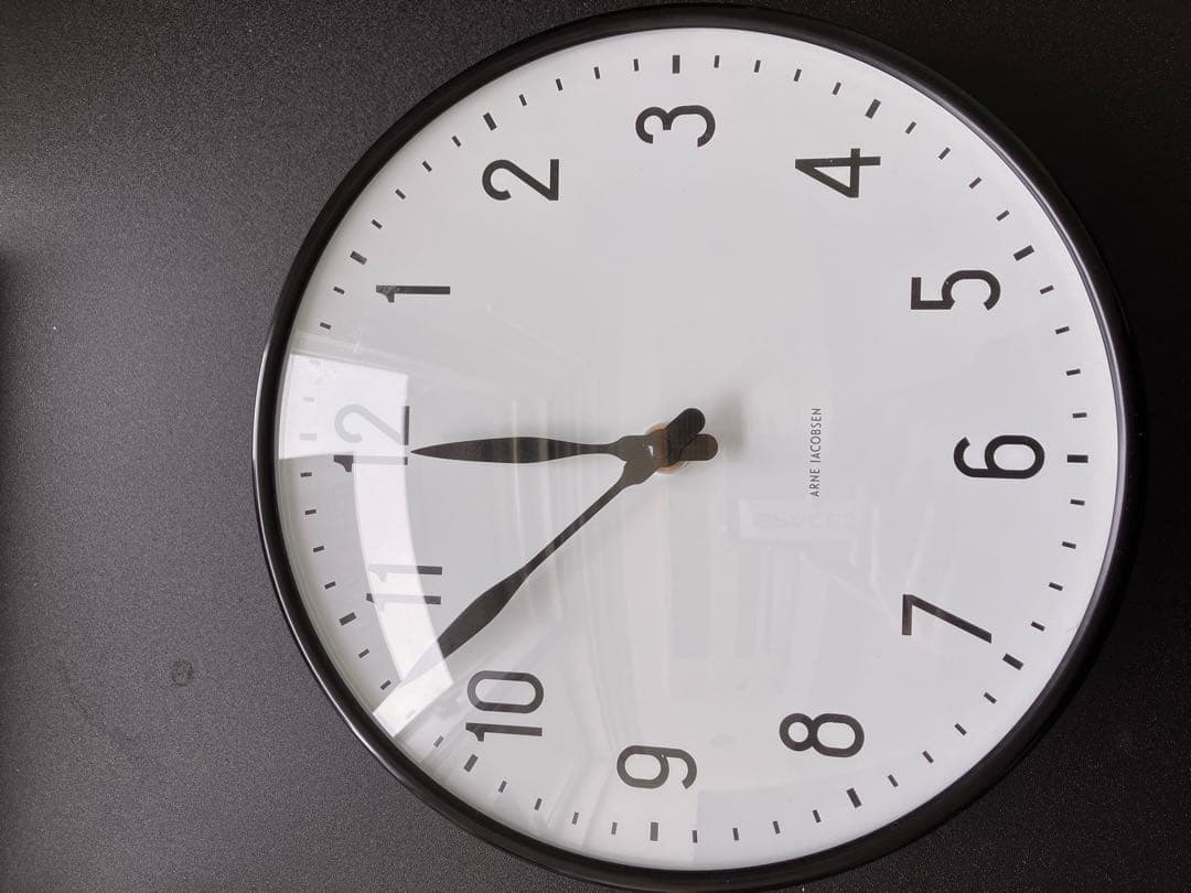 アーネ・ヤコブセン ステーションクロック