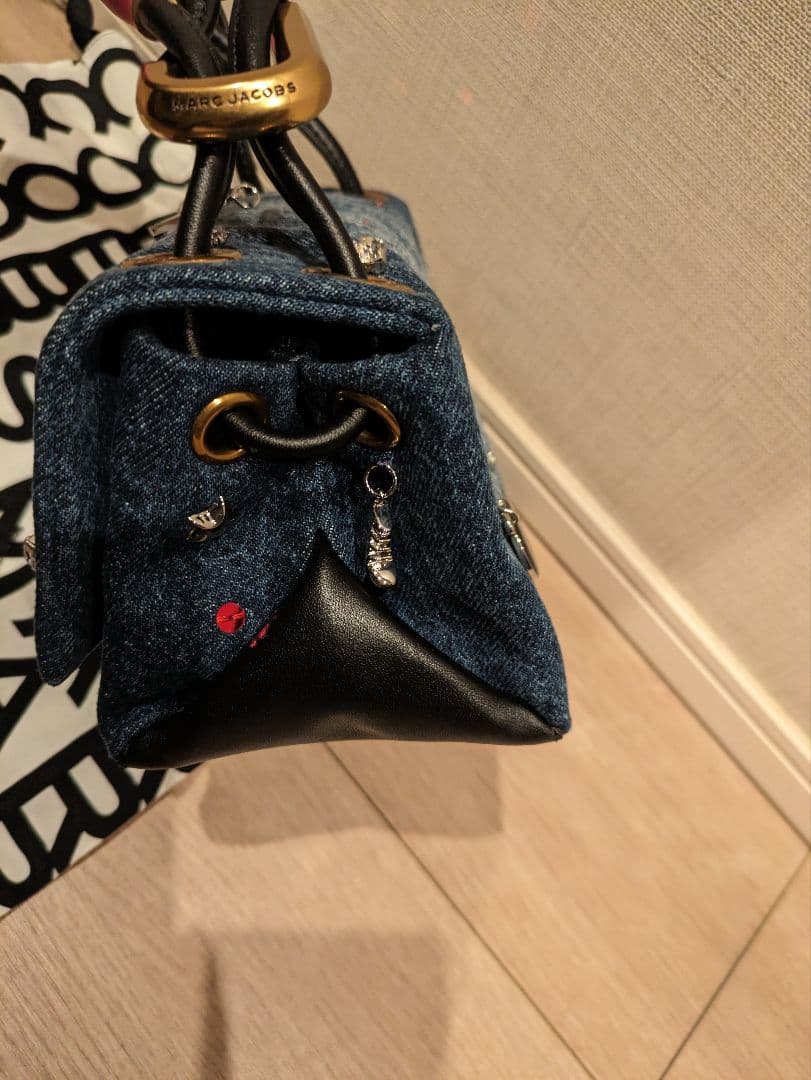 マークジェイコブス ザトリンケット チャーム デニム ミニデュアル