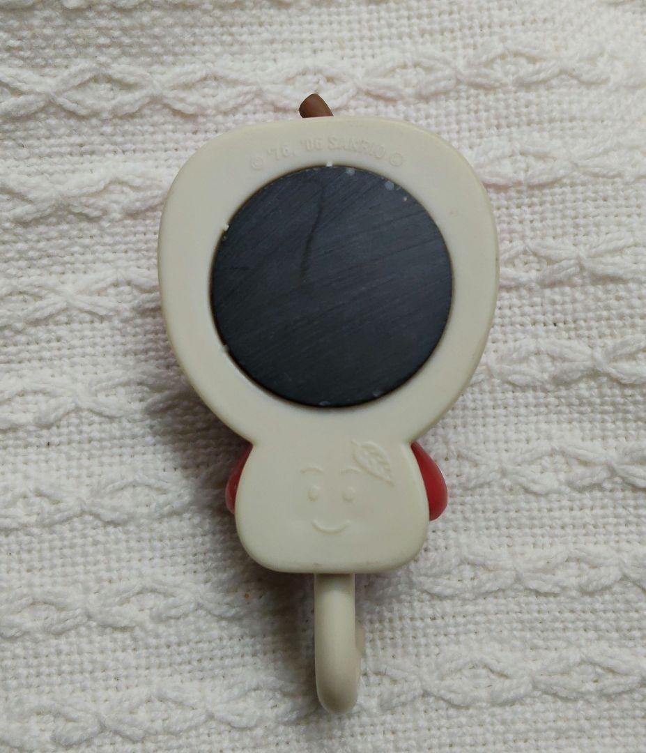 ハローキティ フルーツマグネットフック付き りんご - メルカリ