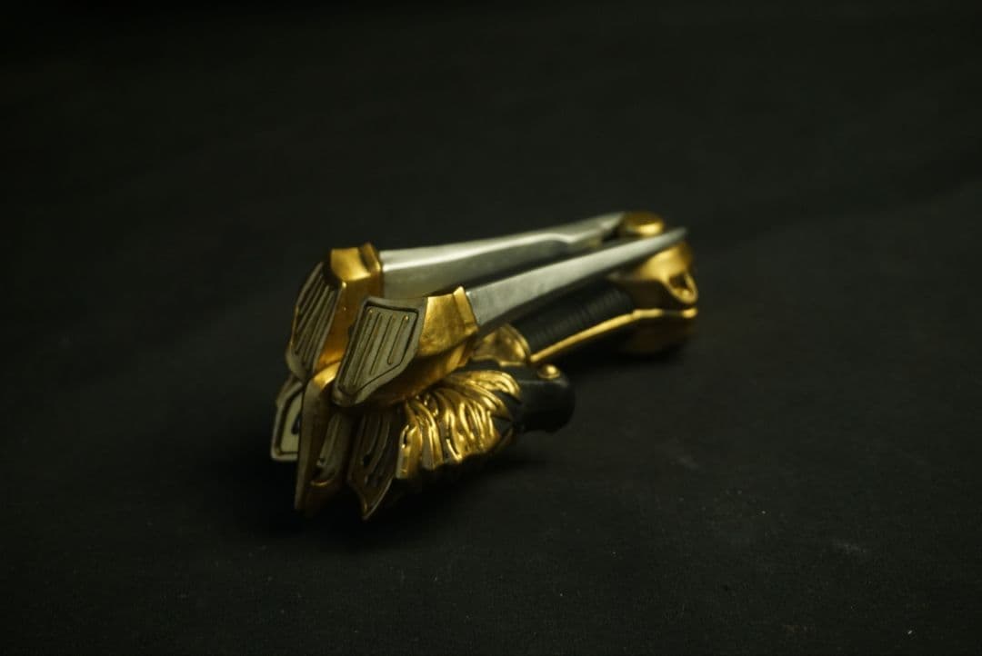 仮面ライダー響鬼 音叉 音角 折り畳む式 プロップスケール - メルカリ