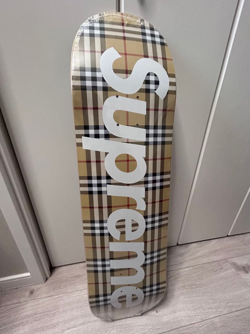 Supreme Burberry　スケボー デッキ