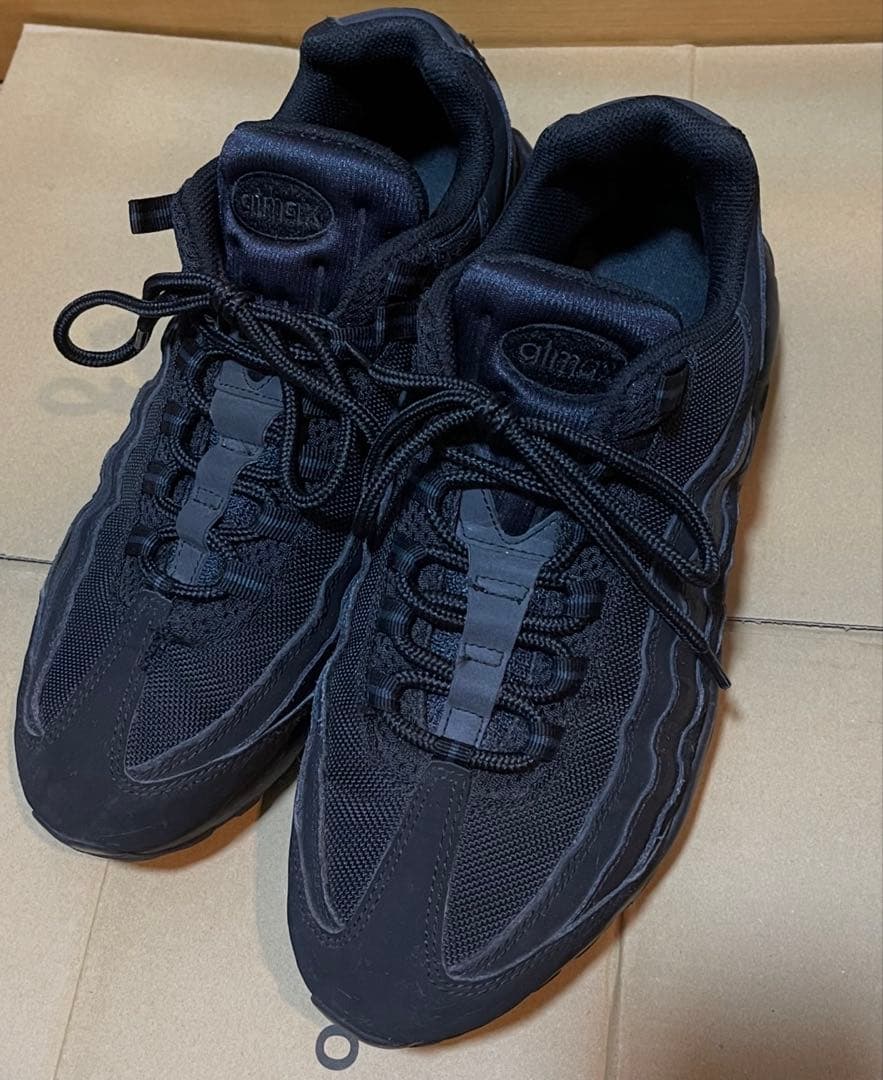 キムタク着！　ナイキ エアマックス95 トリプル ブラック オール 黒 28cm