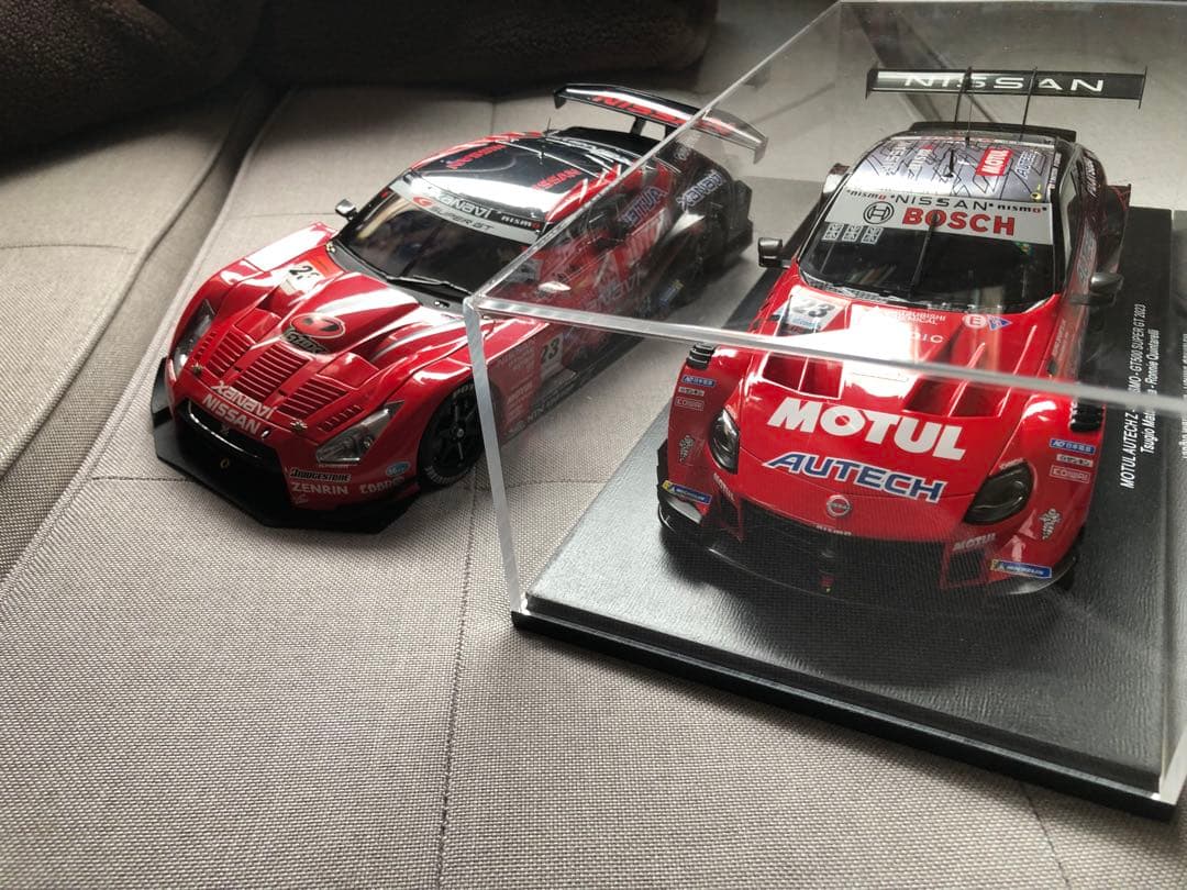 1/18 モチュールZ ザナヴィニスモGT-Rセット