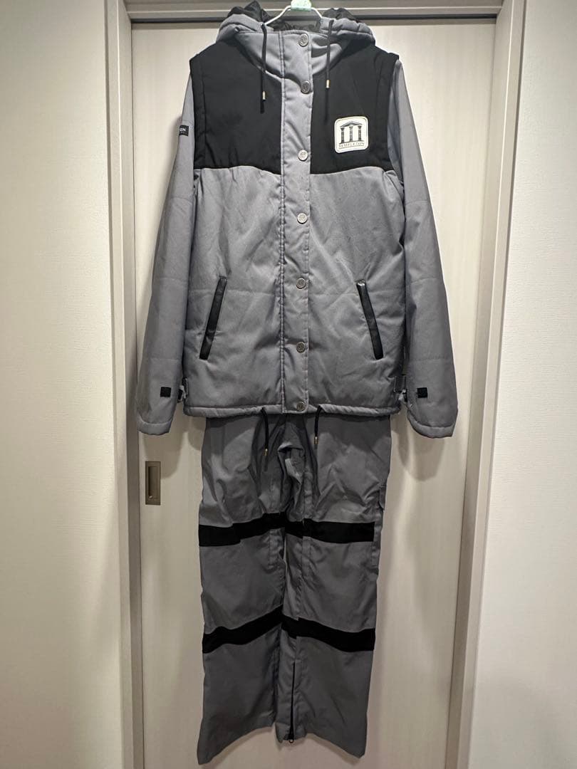 年末セール：TEMPLETON テンプレトン メンズ スノーボードウェア 上下