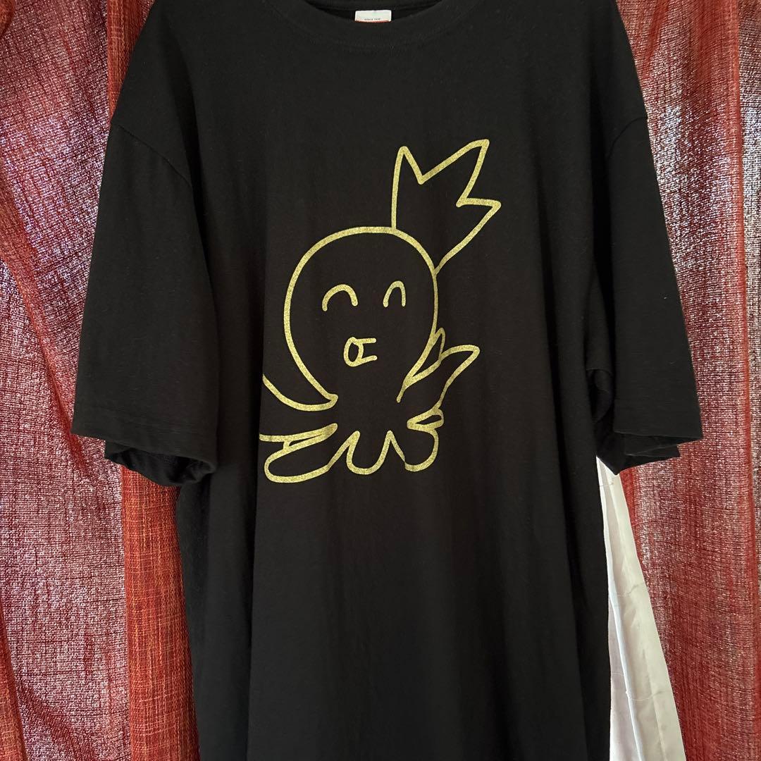 粗品 ハゲタコエビフライくんTシャツ - メルカリ