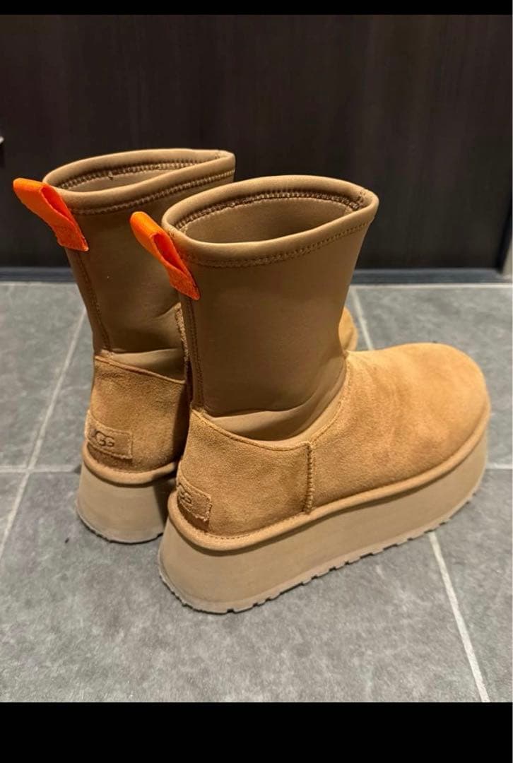 靴 UGG CLASSIC DIPPER CHESTNUT