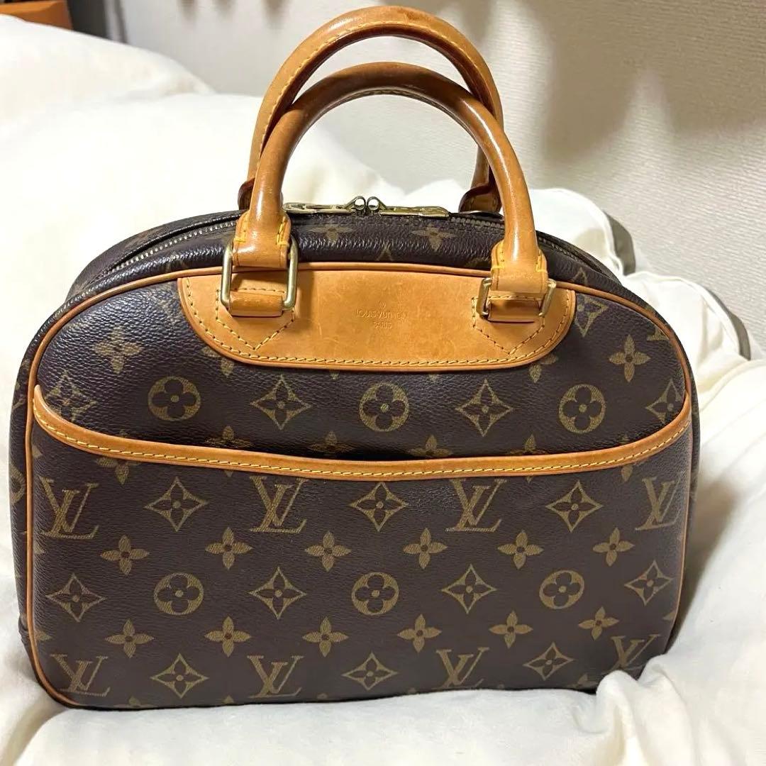 ルイヴィトン トゥルーヴィル　M42228 モノグラム