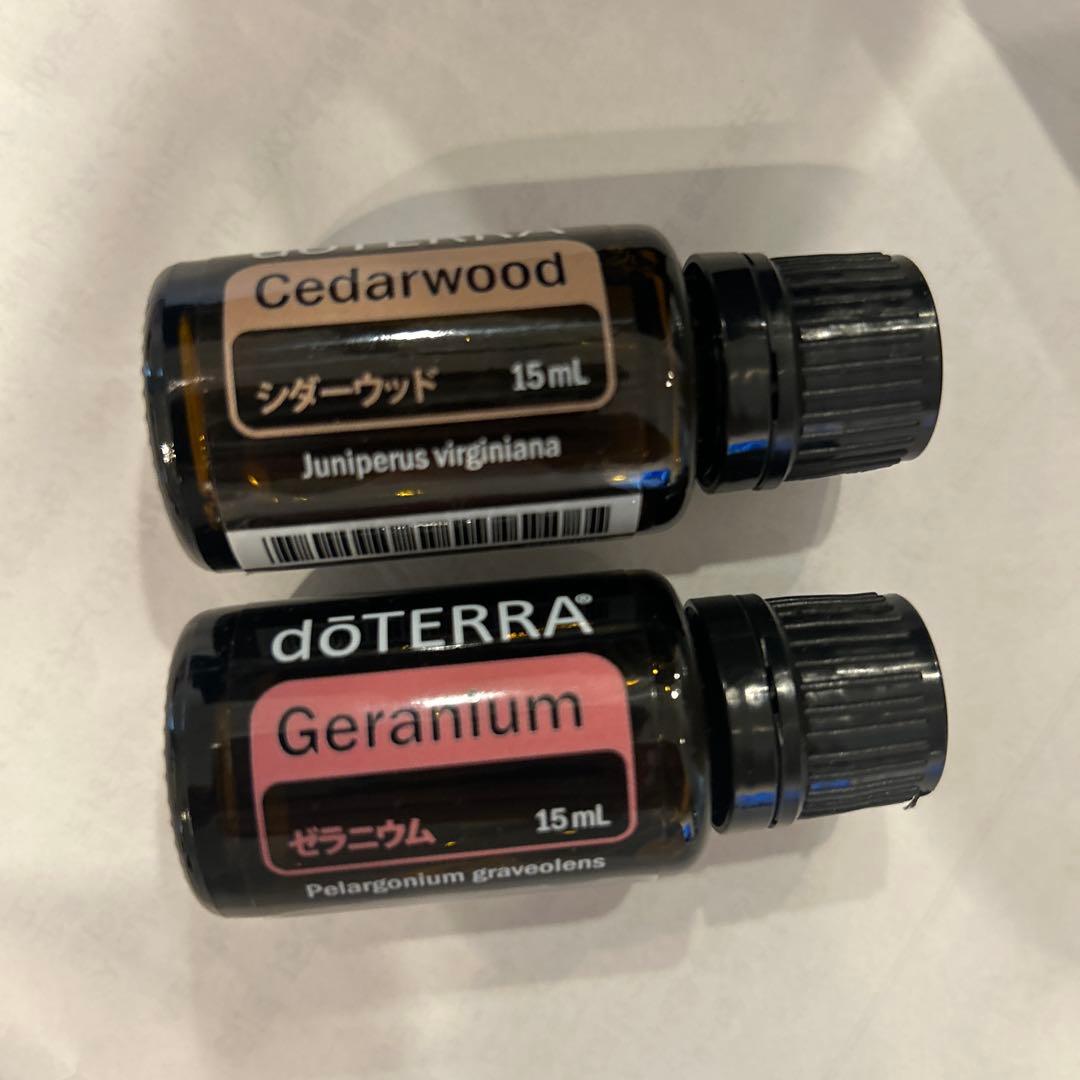 ドテラ　　シダーウッドゼラニウム